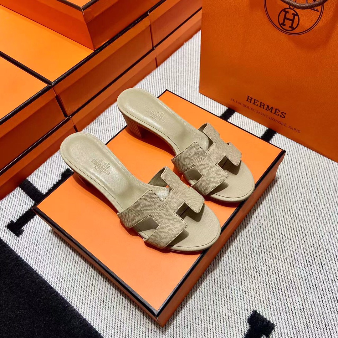 에르메스 올수공 오아시스 슬리퍼 샌들 앱송 54